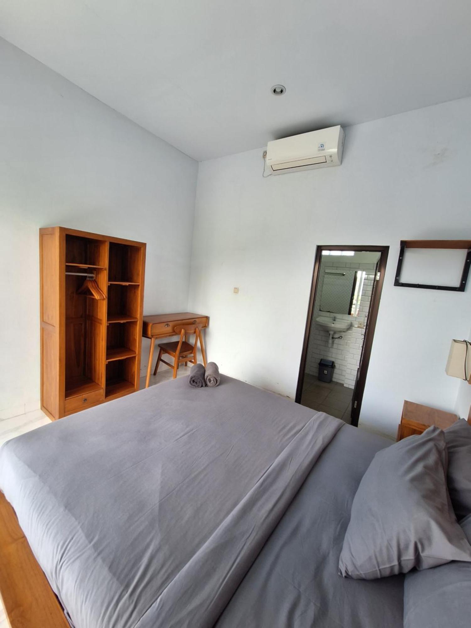 Bonewood Guesthouse Canggu  Exterior photo